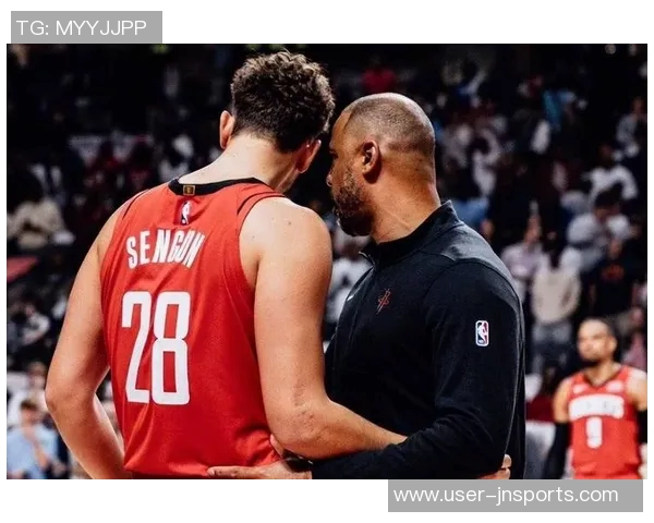 小贾巴里谈狄龙实力被认可的喜悦与外界调侃的反思