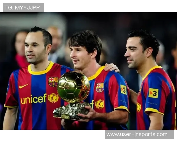 哈维亲自颁奖葡萄牙小将马特乌斯米德荣获U17世界杯金球奖